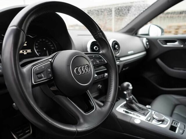 Белый Ауди А3, объемом двигателя 1.4 л и пробегом 53 тыс. км за 14500 $, фото 8 на Automoto.ua