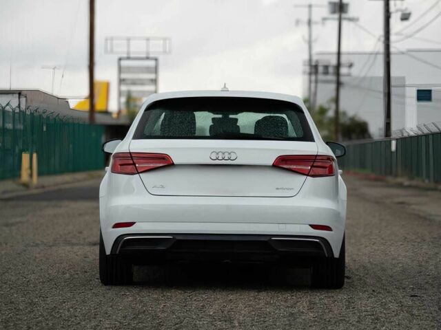 Белый Ауди А3, объемом двигателя 1.4 л и пробегом 53 тыс. км за 14500 $, фото 5 на Automoto.ua