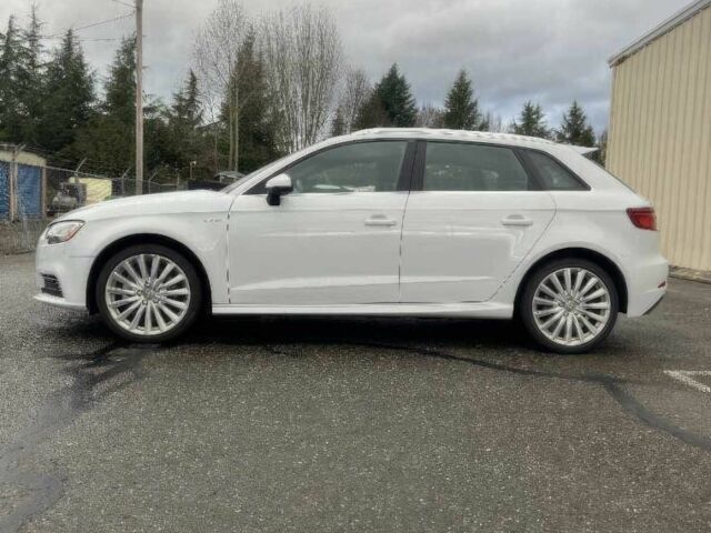 Білий Ауді А3, об'ємом двигуна 1.4 л та пробігом 54 тис. км за 14600 $, фото 4 на Automoto.ua