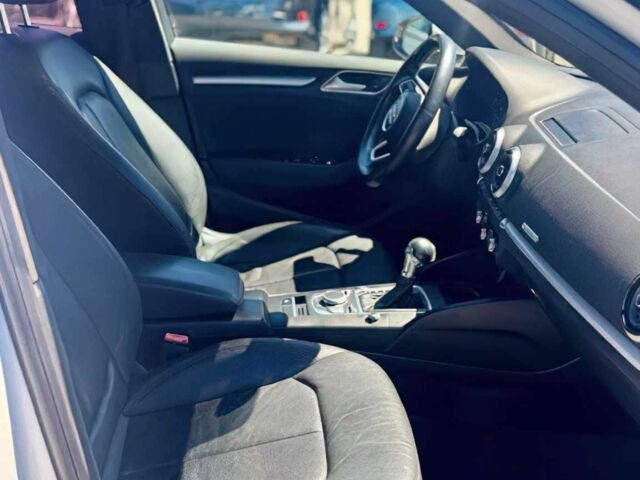 Білий Ауді А3, об'ємом двигуна 1.4 л та пробігом 62 тис. км за 7000 $, фото 7 на Automoto.ua
