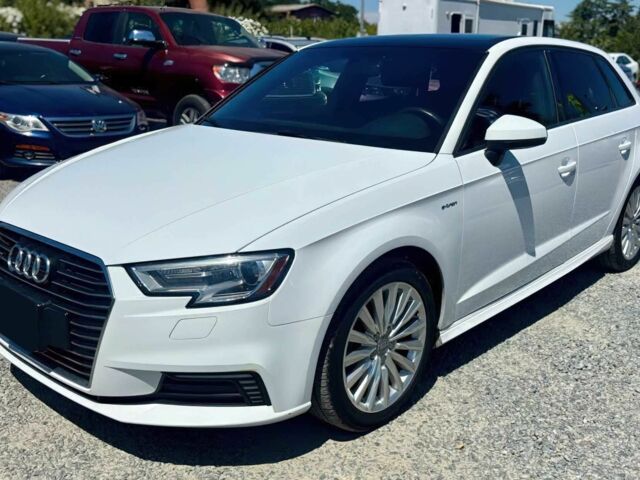 Білий Ауді А3, об'ємом двигуна 1.4 л та пробігом 62 тис. км за 7000 $, фото 2 на Automoto.ua