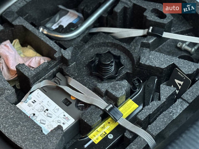 Бежевий Ауді А3, об'ємом двигуна 1.4 л та пробігом 135 тис. км за 8750 $, фото 15 на Automoto.ua