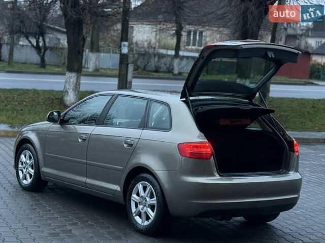 Бежевий Ауді А3, об'ємом двигуна 1.4 л та пробігом 135 тис. км за 8750 $, фото 12 на Automoto.ua