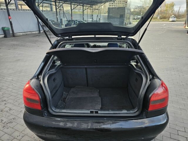 Ауди А3 1998 в Киеве на Automoto.ua Черный Ауди А3, объемом двигателя 1.6 л и пробегом 281 тыс. км за 3300 $, фото 10 на Automoto.ua