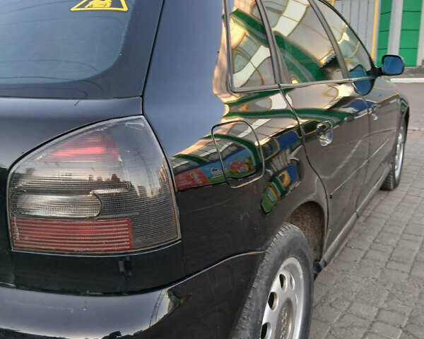 Чорний Ауді А3, об'ємом двигуна 1.6 л та пробігом 180 тис. км за 3500 $, фото 7 на Automoto.ua