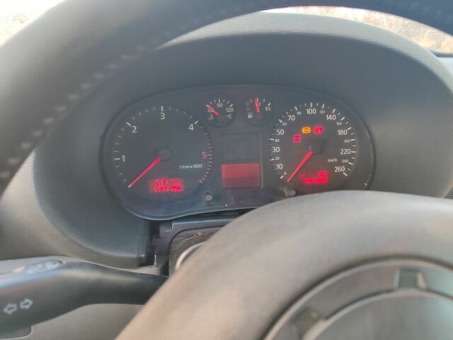 Черный Ауди А3, объемом двигателя 0 л и пробегом 282 тыс. км за 1300 $, фото 7 на Automoto.ua