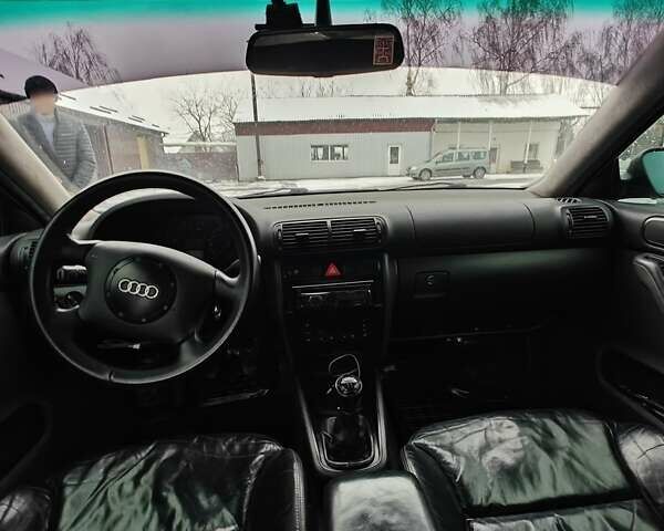 Черный Ауди А3, объемом двигателя 1.8 л и пробегом 285 тыс. км за 3700 $, фото 21 на Automoto.ua