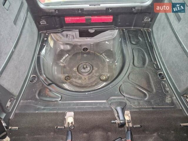 Черный Ауди А3, объемом двигателя 1.9 л и пробегом 238 тыс. км за 3700 $, фото 21 на Automoto.ua