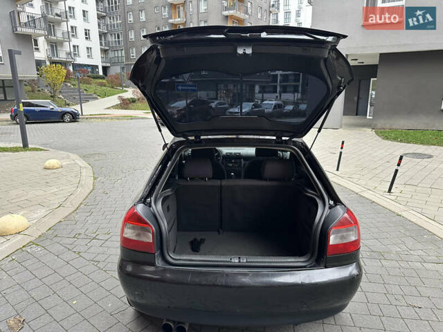 Черный Ауди А3, объемом двигателя 1.6 л и пробегом 267 тыс. км за 3200 $, фото 33 на Automoto.ua