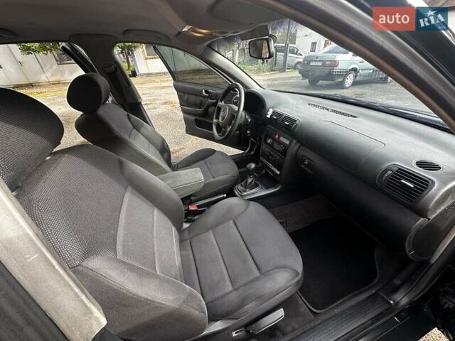 Чорний Ауді А3, об'ємом двигуна 1.6 л та пробігом 255 тис. км за 3450 $, фото 21 на Automoto.ua