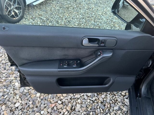 Черный Ауди А3, объемом двигателя 1.8 л и пробегом 198 тыс. км за 5399 $, фото 6 на Automoto.ua