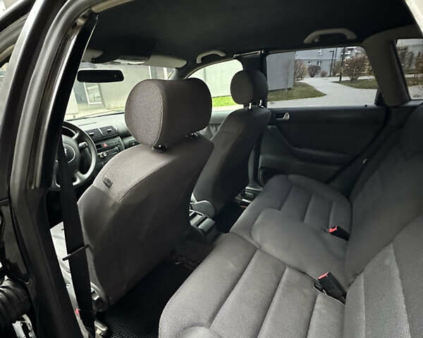 Черный Ауди А3, объемом двигателя 1.6 л и пробегом 267 тыс. км за 3200 $, фото 28 на Automoto.ua