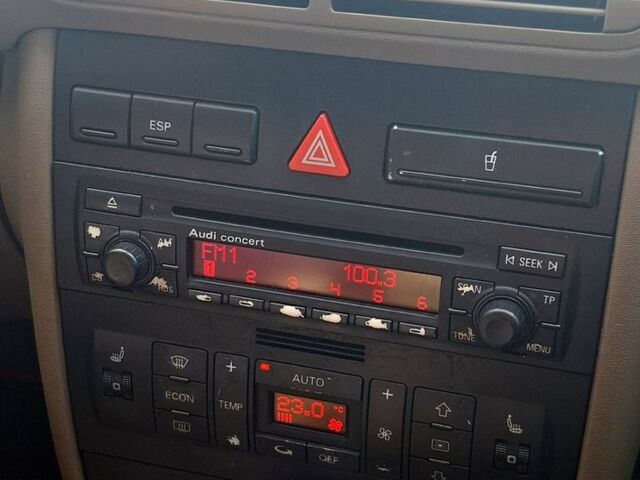 Чорний Ауді А3, об'ємом двигуна 1.6 л та пробігом 217 тис. км за 5300 $, фото 4 на Automoto.ua