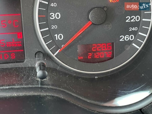 Чорний Ауді А3, об'ємом двигуна 1.6 л та пробігом 212 тис. км за 7400 $, фото 20 на Automoto.ua