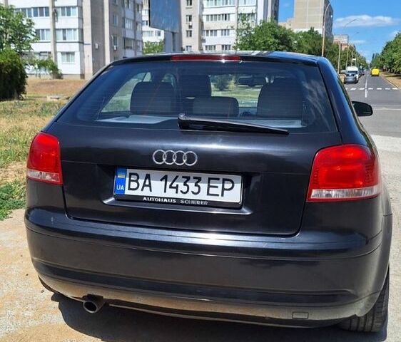 Ауди А3 2003 в Николаеве на Automoto.ua Черный Ауди А3, объемом двигателя 1.6 л и пробегом 282 тыс. км за 5800 $, фото 2 на Automoto.ua