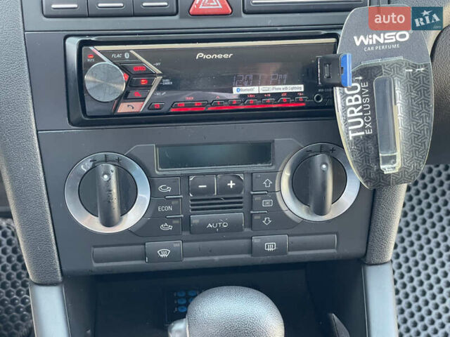 Чорний Ауді А3, об'ємом двигуна 1.6 л та пробігом 212 тис. км за 7400 $, фото 15 на Automoto.ua