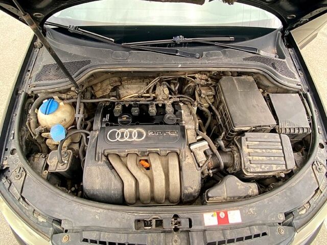 Чорний Ауді А3, об'ємом двигуна 2 л та пробігом 309 тис. км за 4499 $, фото 6 на Automoto.ua
