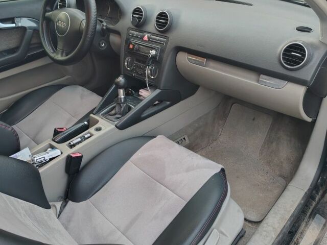 Черный Ауди А3, объемом двигателя 2 л и пробегом 320 тыс. км за 4999 $, фото 6 на Automoto.ua