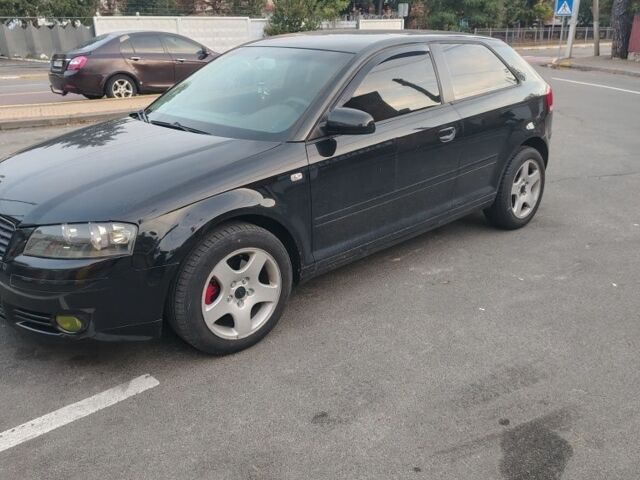 Черный Ауди А3, объемом двигателя 2 л и пробегом 320 тыс. км за 4999 $, фото 1 на Automoto.ua