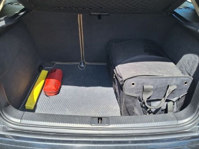 Ауди А3 2003 в Николаеве на Automoto.ua Черный Ауди А3, объемом двигателя 1.6 л и пробегом 282 тыс. км за 5800 $, фото 16 на Automoto.ua