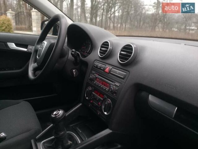 Черный Ауди А3, объемом двигателя 1.6 л и пробегом 220 тыс. км за 5850 $, фото 32 на Automoto.ua