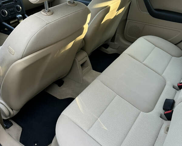 Черный Ауди А3, объемом двигателя 1.6 л и пробегом 178 тыс. км за 6800 $, фото 10 на Automoto.ua