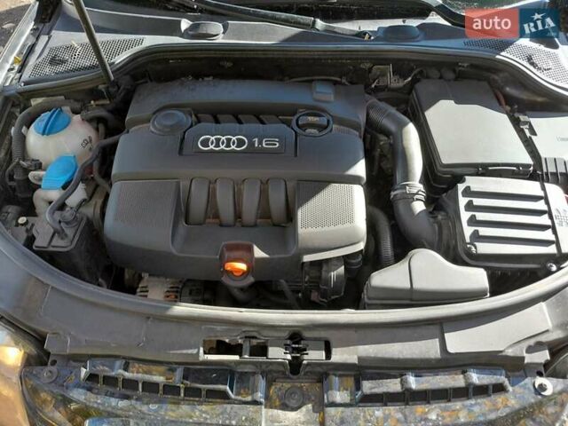 Чорний Ауді А3, об'ємом двигуна 1.6 л та пробігом 170 тис. км за 7000 $, фото 14 на Automoto.ua