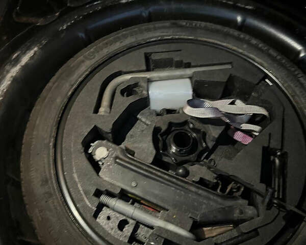 Черный Ауди А3, объемом двигателя 1.6 л и пробегом 320 тыс. км за 5250 $, фото 22 на Automoto.ua