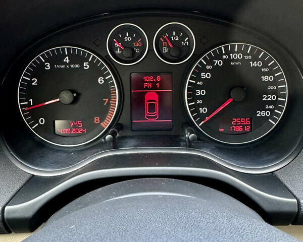 Черный Ауди А3, объемом двигателя 1.6 л и пробегом 178 тыс. км за 6800 $, фото 14 на Automoto.ua