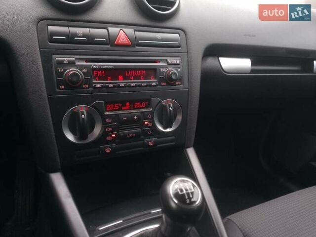 Черный Ауди А3, объемом двигателя 1.6 л и пробегом 220 тыс. км за 5850 $, фото 31 на Automoto.ua