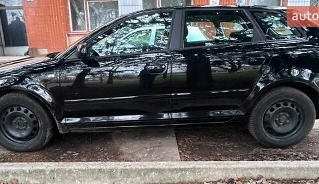 Черный Ауди А3, объемом двигателя 1.6 л и пробегом 230 тыс. км за 6700 $, фото 3 на Automoto.ua