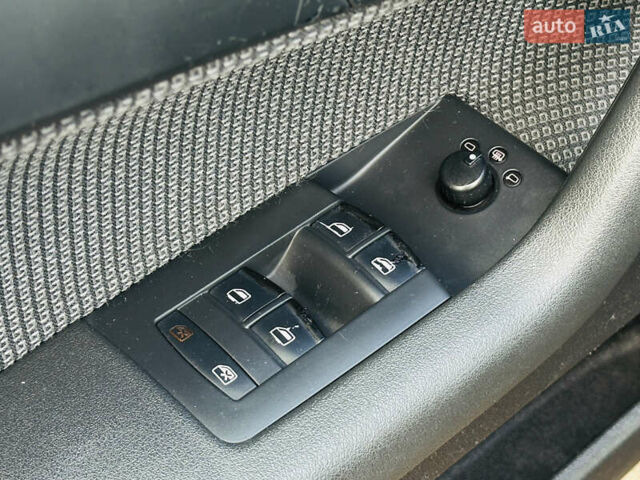 Чорний Ауді А3, об'ємом двигуна 1.6 л та пробігом 245 тис. км за 7600 $, фото 34 на Automoto.ua