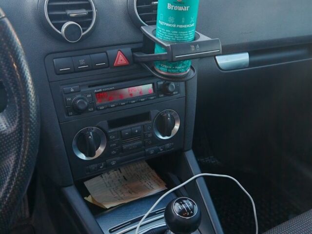 Черный Ауди А3, объемом двигателя 1.6 л и пробегом 191 тыс. км за 6100 $, фото 7 на Automoto.ua