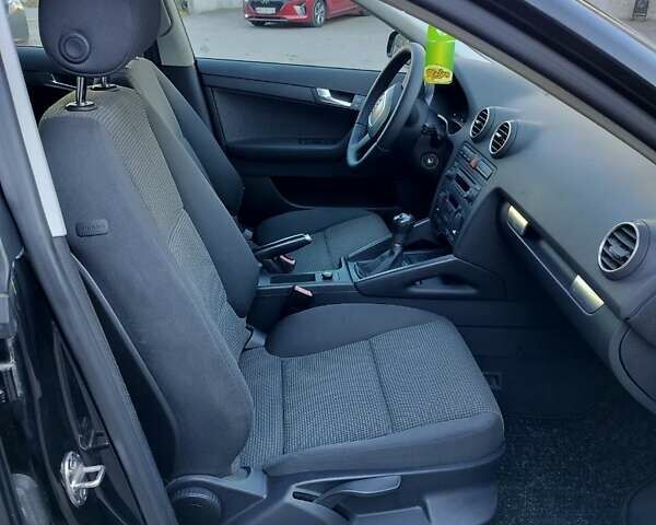 Черный Ауди А3, объемом двигателя 1.6 л и пробегом 233 тыс. км за 6699 $, фото 15 на Automoto.ua