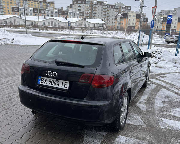 Черный Ауди А3, объемом двигателя 1.6 л и пробегом 265 тыс. км за 6600 $, фото 3 на Automoto.ua