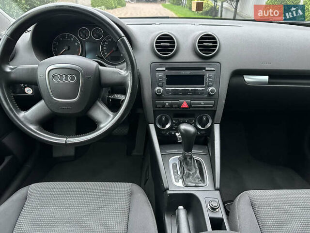 Чорний Ауді А3, об'ємом двигуна 1.6 л та пробігом 225 тис. км за 7300 $, фото 8 на Automoto.ua