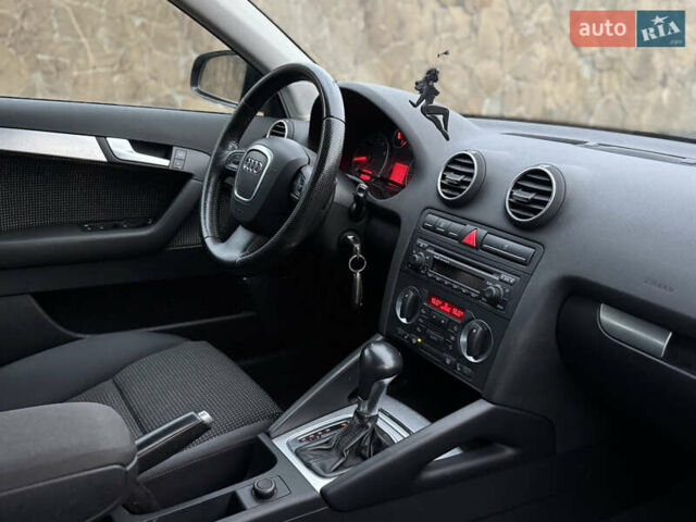 Черный Ауди А3, объемом двигателя 2 л и пробегом 230 тыс. км за 6900 $, фото 38 на Automoto.ua