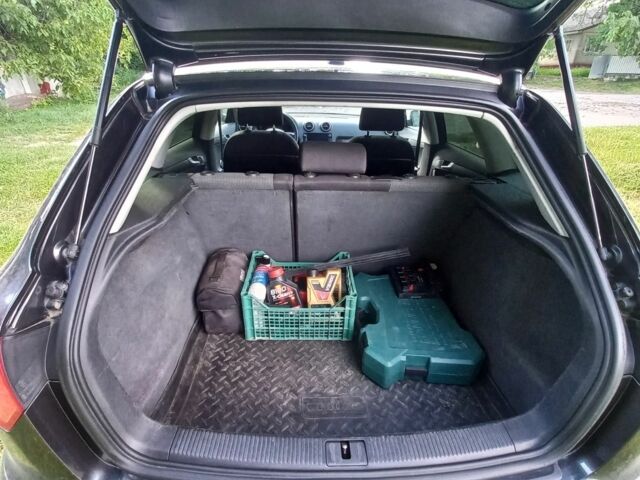 Черный Ауди А3, объемом двигателя 0 л и пробегом 344 тыс. км за 5800 $, фото 5 на Automoto.ua