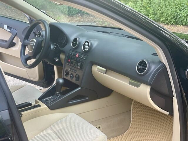 Чорний Ауді А3, об'ємом двигуна 1.6 л та пробігом 260 тис. км за 6500 $, фото 10 на Automoto.ua