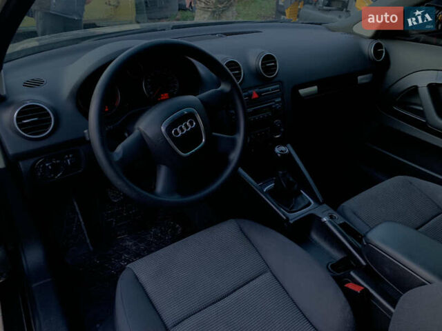 Черный Ауди А3, объемом двигателя 1.6 л и пробегом 289 тыс. км за 6700 $, фото 6 на Automoto.ua
