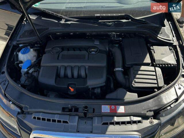 Черный Ауди А3, объемом двигателя 1.6 л и пробегом 241 тыс. км за 8000 $, фото 1 на Automoto.ua