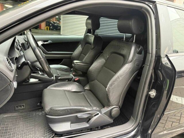 Черный Ауди А3, объемом двигателя 2 л и пробегом 295 тыс. км за 6990 $, фото 6 на Automoto.ua