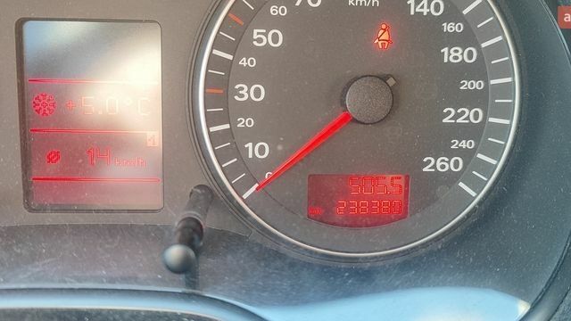 Черный Ауди А3, объемом двигателя 2 л и пробегом 239 тыс. км за 6100 $, фото 21 на Automoto.ua