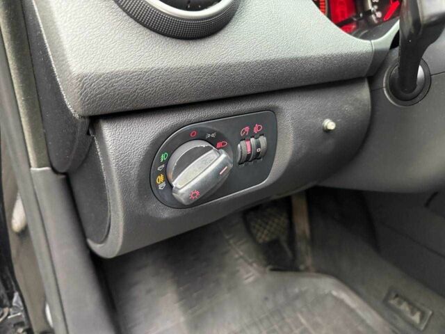 Черный Ауди А3, объемом двигателя 2 л и пробегом 295 тыс. км за 6990 $, фото 10 на Automoto.ua