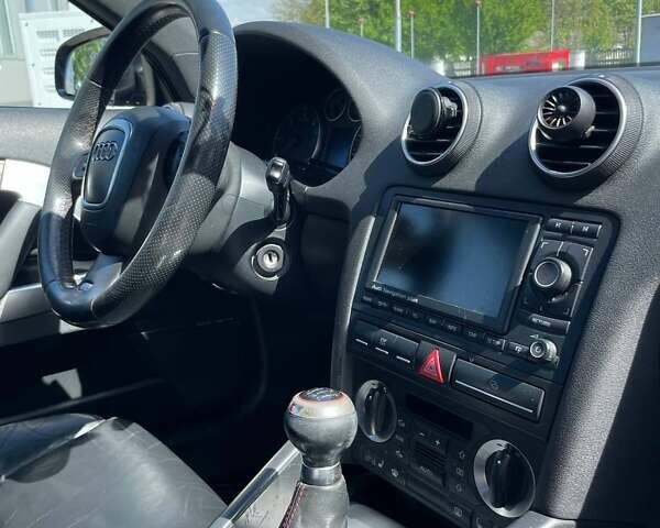 Черный Ауди А3, объемом двигателя 2 л и пробегом 244 тыс. км за 5850 $, фото 8 на Automoto.ua