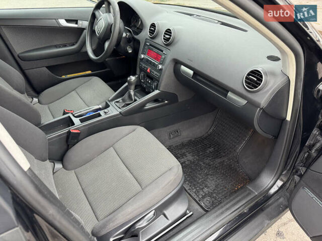 Черный Ауди А3, объемом двигателя 1.6 л и пробегом 232 тыс. км за 6999 $, фото 26 на Automoto.ua