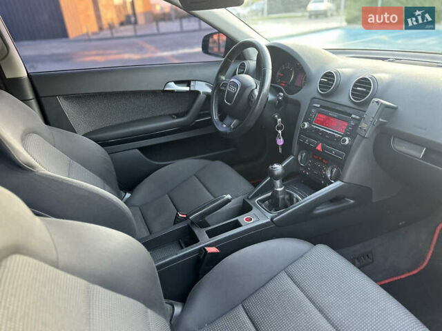 Черный Ауди А3, объемом двигателя 1.97 л и пробегом 331 тыс. км за 7300 $, фото 12 на Automoto.ua