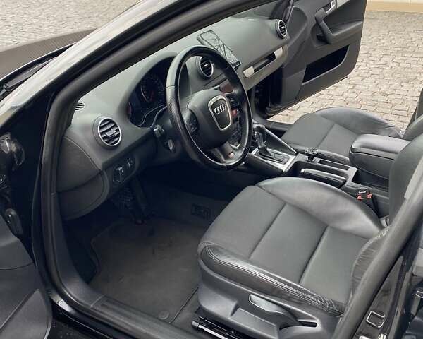 Чорний Ауді А3, об'ємом двигуна 1.8 л та пробігом 270 тис. км за 8000 $, фото 8 на Automoto.ua