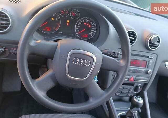 Черный Ауди А3, объемом двигателя 1.6 л и пробегом 209 тыс. км за 6700 $, фото 52 на Automoto.ua