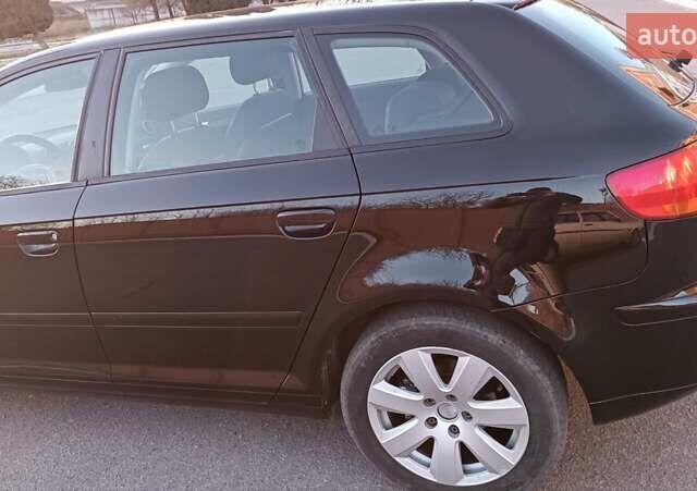 Черный Ауди А3, объемом двигателя 1.6 л и пробегом 209 тыс. км за 6700 $, фото 6 на Automoto.ua